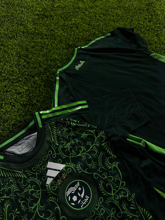 Algeria away green